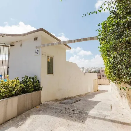 Spinola Court 2bed W Pool And Parking By Homely Apartment
